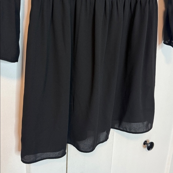 Aritzia Babaton | Black Off-Shoulder Blouse - Smocked top - XS but fits up to MD - Picture 5 of 8